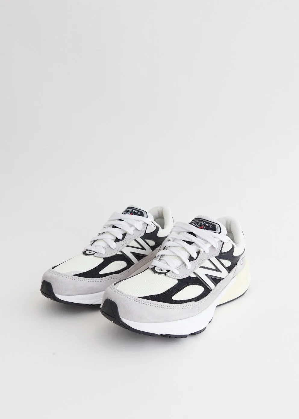 MADE in USA 990v6 'Grey' Sneakers