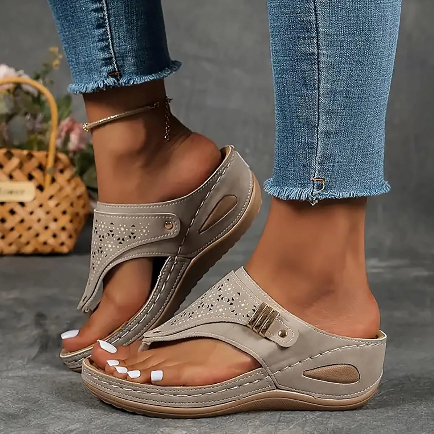 Orthopedic Wedge Sandals for Women Flat Open Toe Platform Wide Widths Sandals Casual Flip Flops for Women with Arch Support Silppers Comfortable Slip on Sandals Beach Sandals Dress Shoes