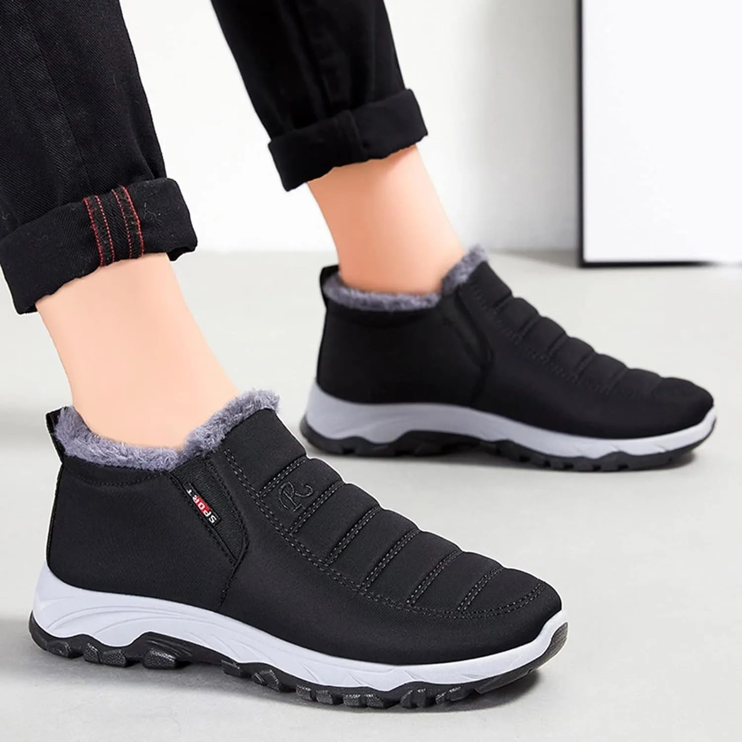 Snow Boots Men Warm Faux Furry Lined Footwear Waterproof Outdoor Lightweight Winter Boots Slip on Ankle Booties Non-slip Climbing Shoes Hiking Boots